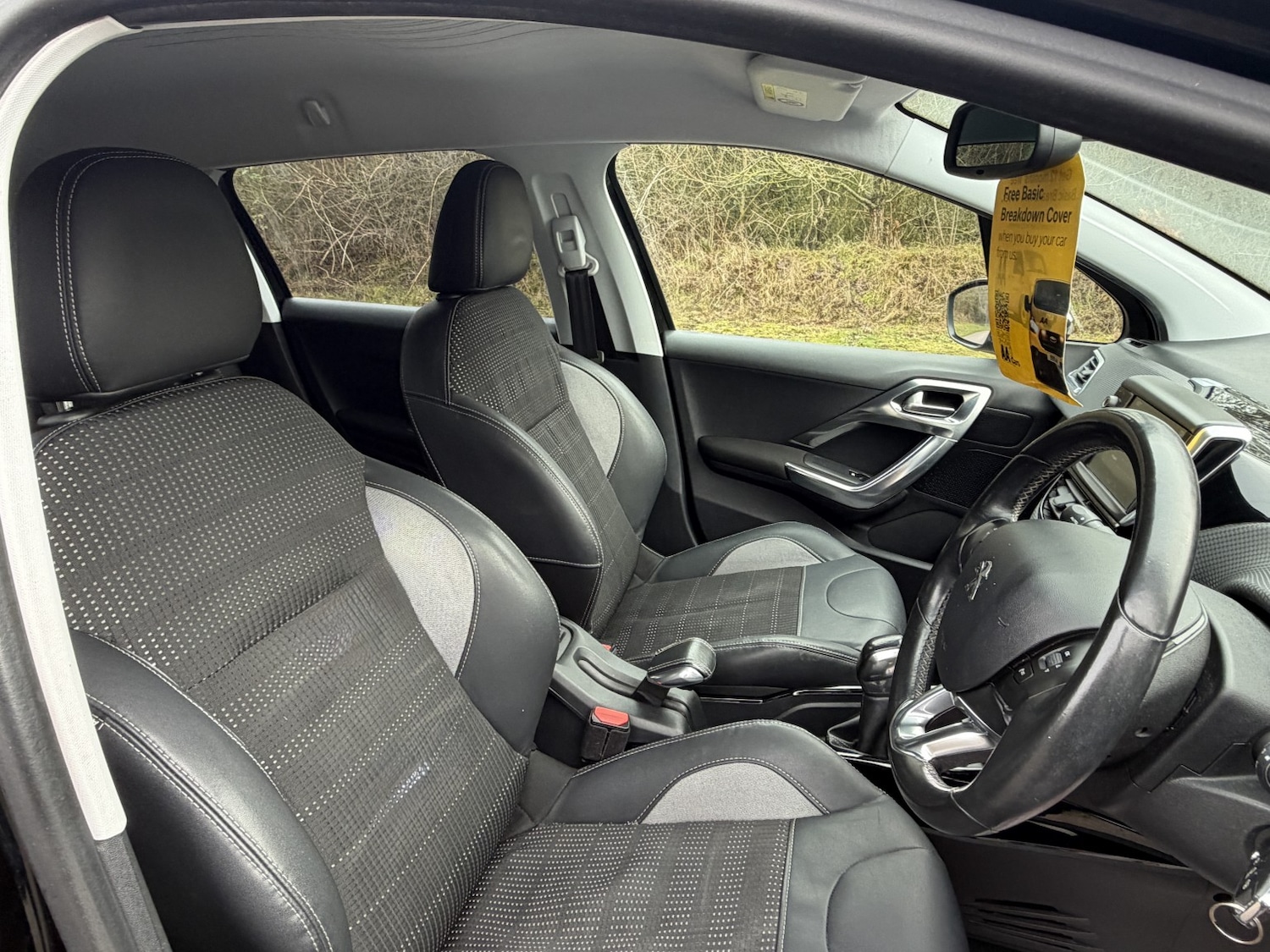 Used Peugeot 2008 2015 for sale - 77350097: Photo 27