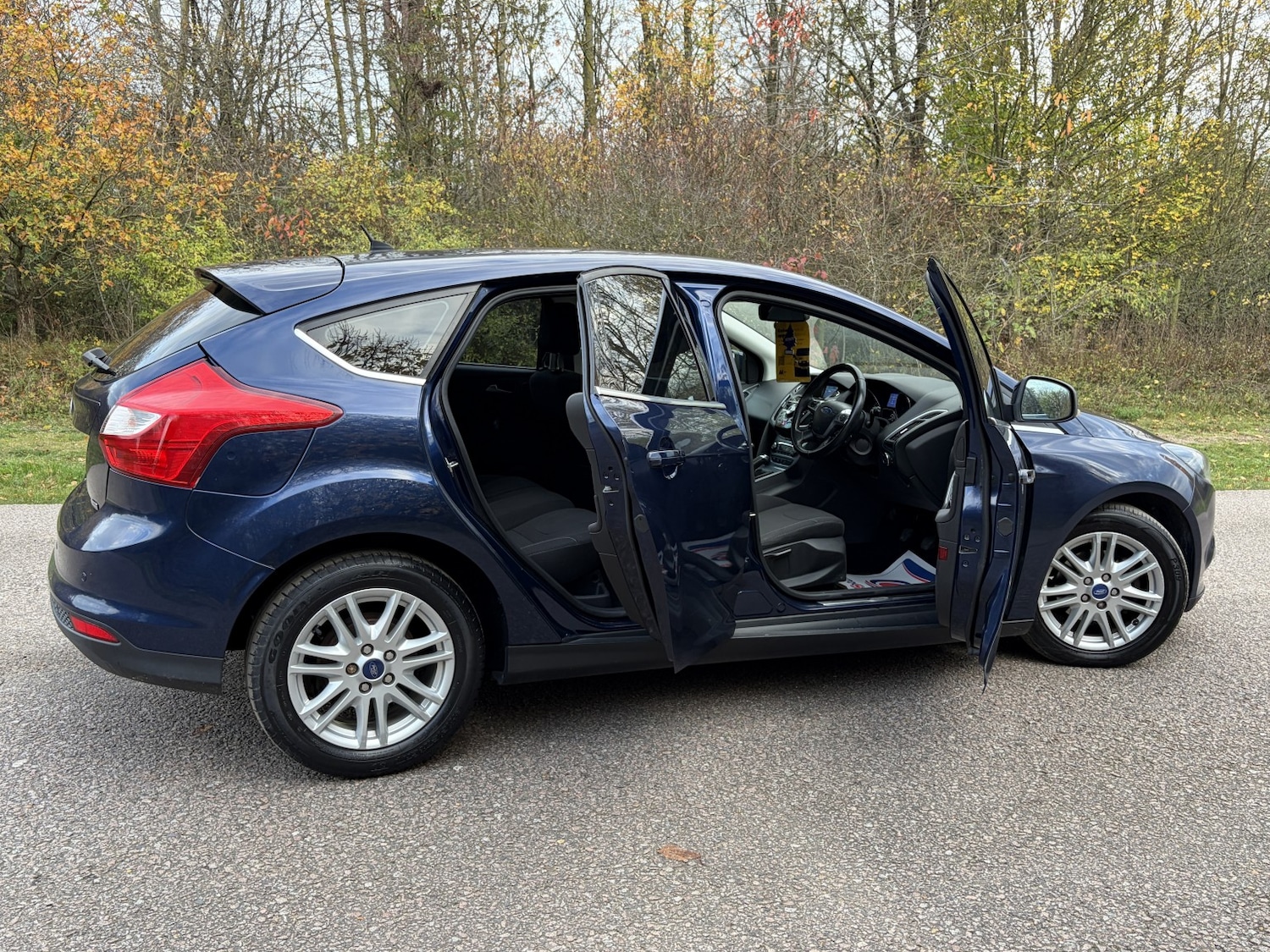 Used Ford Focus 2012 for sale - 76769900: Photo 6