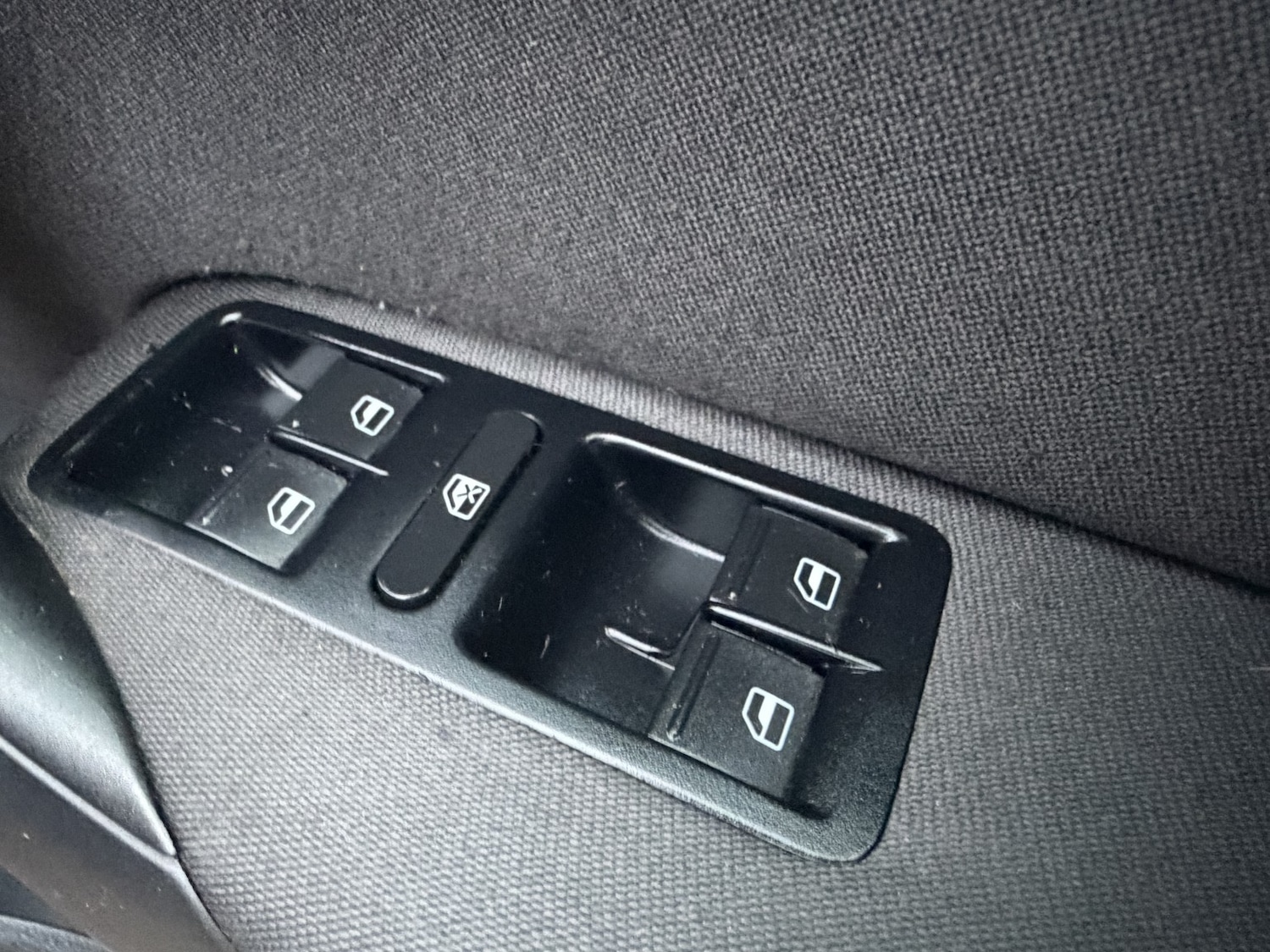 Used Volkswagen Polo 2014 for sale - 76517826: Photo 9