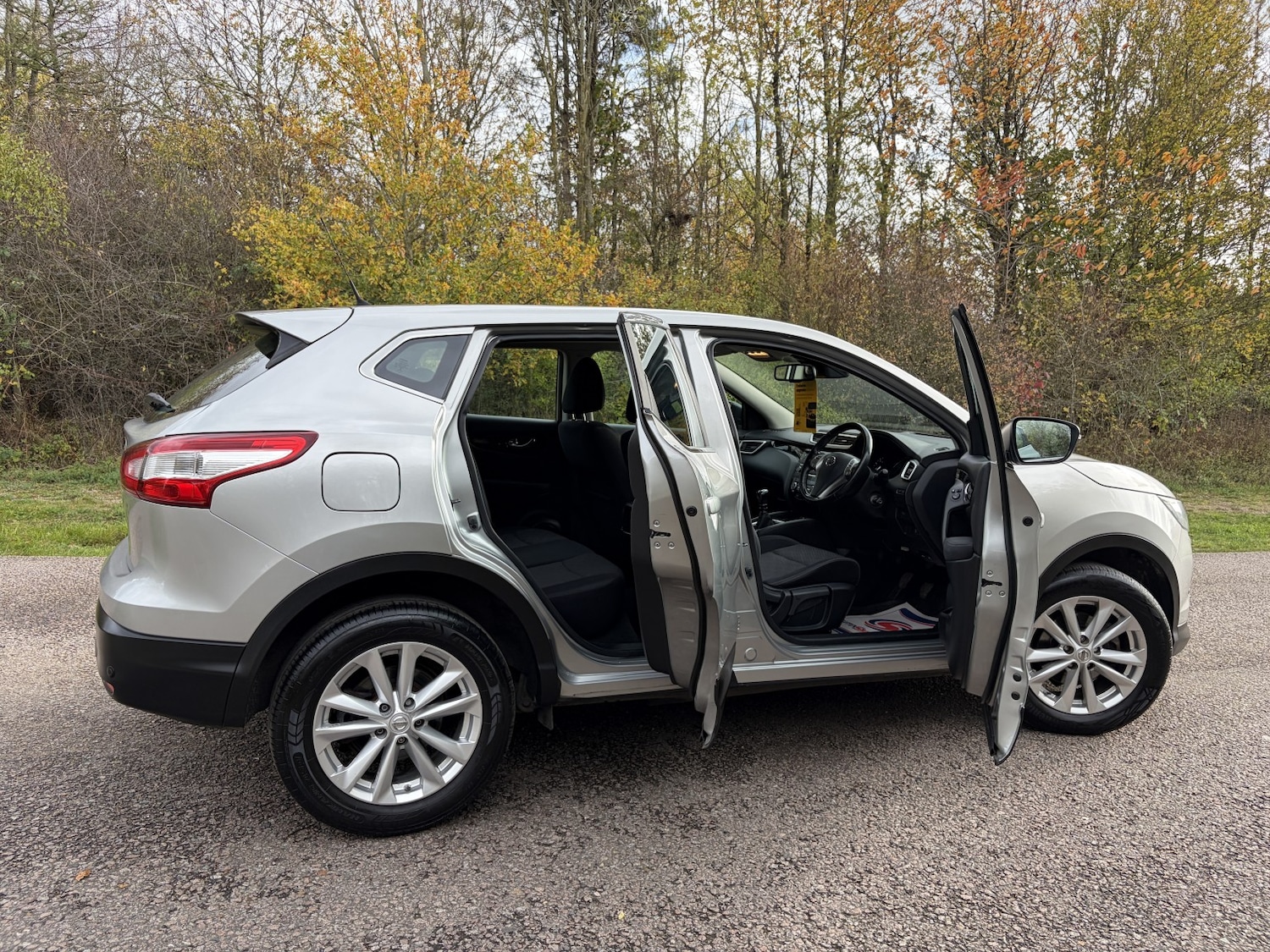 Used Nissan Qashqai 2014 for sale - 76402195: Photo 27