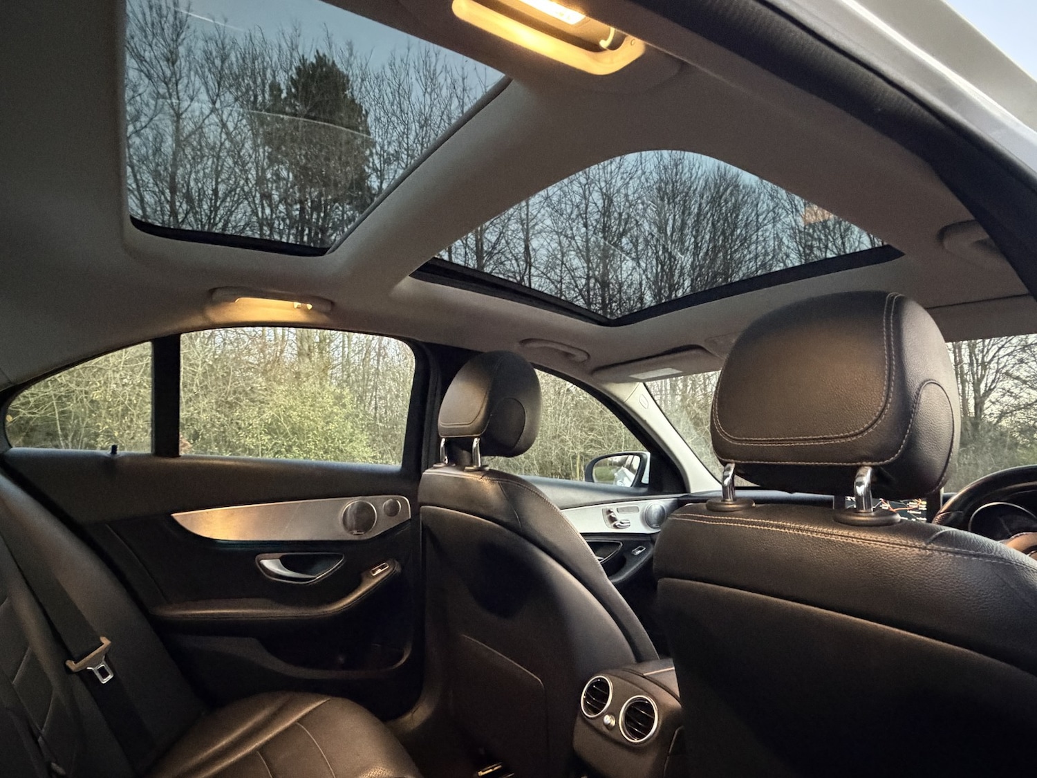 Used Mercedes-Benz C Class 2014 for sale - 77023132: Photo 32