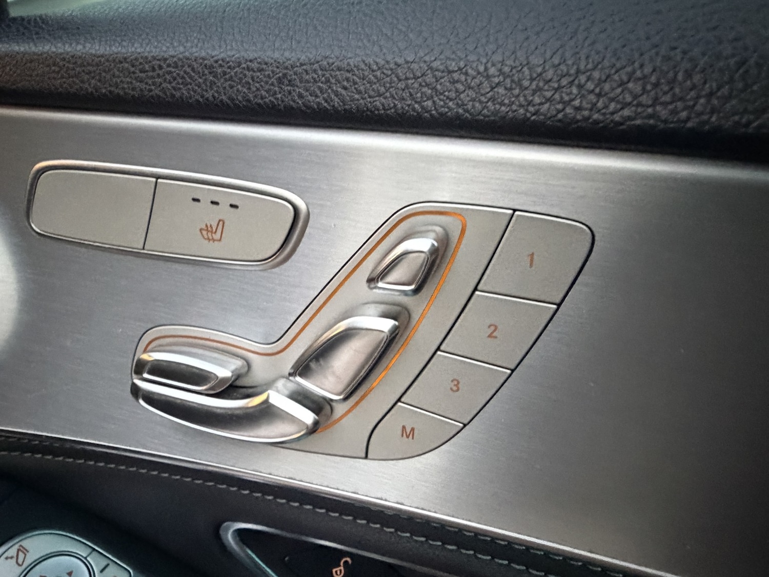 Used Mercedes-Benz C Class 2014 for sale - 77023132: Photo 39