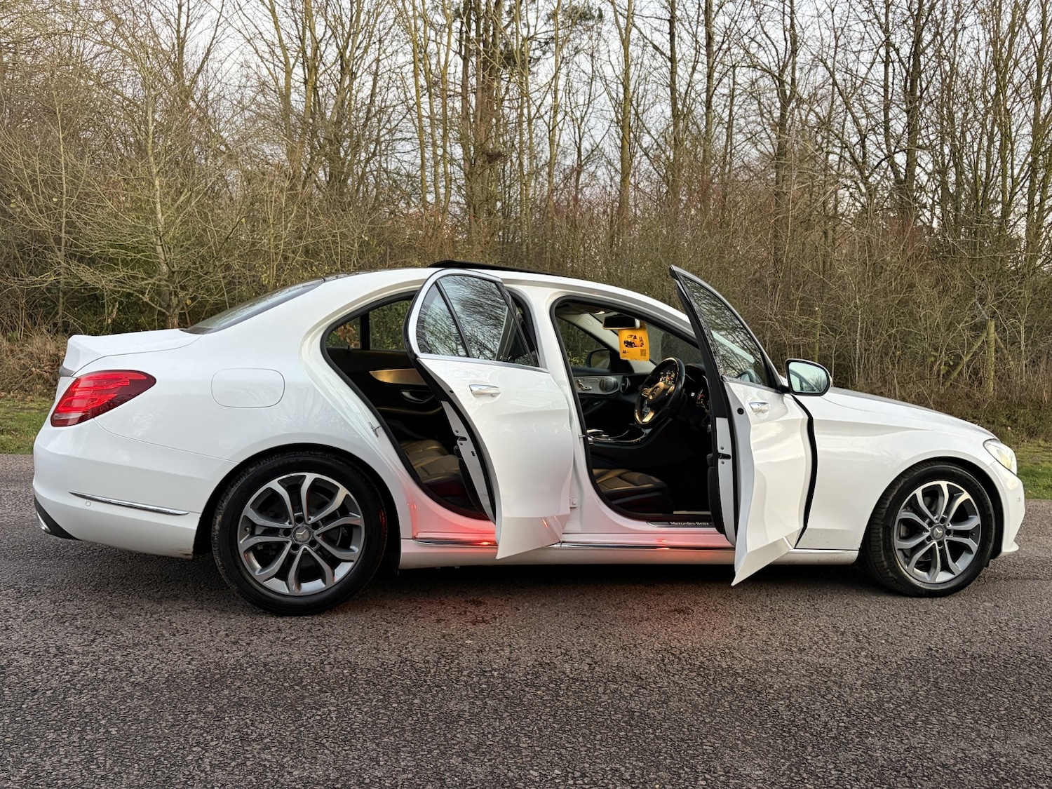 Used Mercedes-Benz C Class 2014 for sale - 77023132: Photo 5