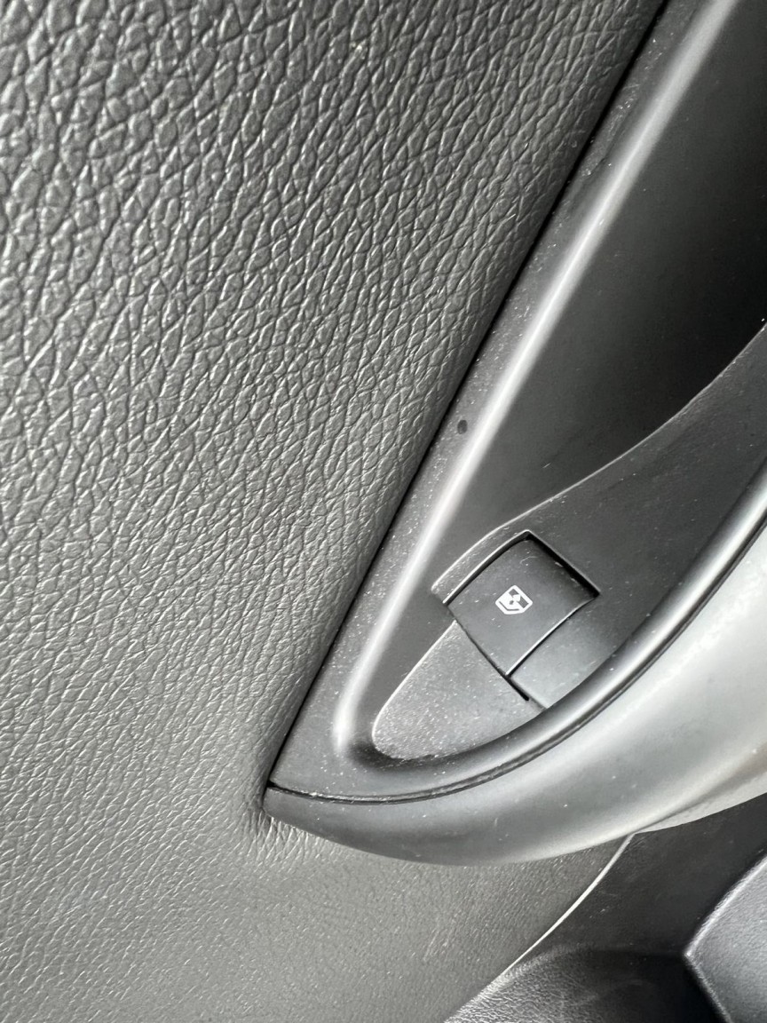 Used Vauxhall Astra 2015 for sale - 77350113: Photo 29