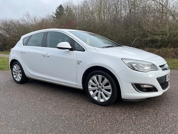 Used Vauxhall Astra 2015 for sale - 77350113: Photo