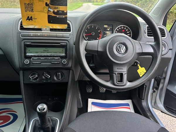 Used Volkswagen Polo 2010 for sale - 76231001: Photo 24