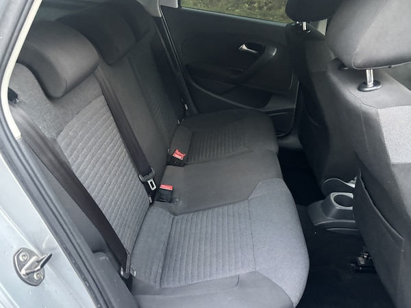 Used Volkswagen Polo 2010 for sale - 76231001: Photo 25