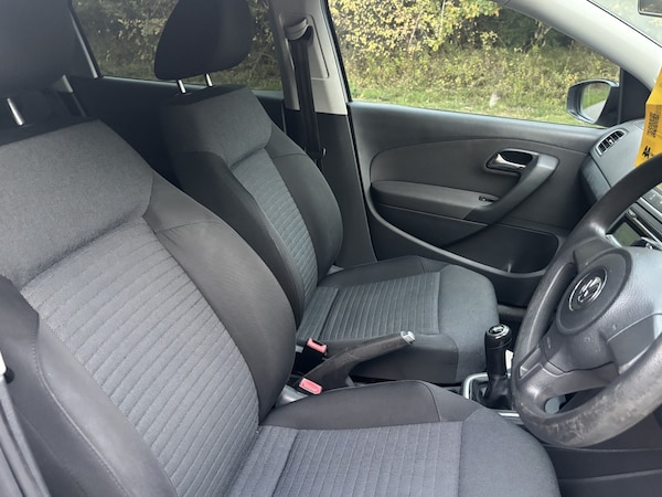 Used Volkswagen Polo 2010 for sale - 76231001: Photo 26