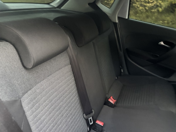Used Volkswagen Polo 2010 for sale - 76231001: Photo 28