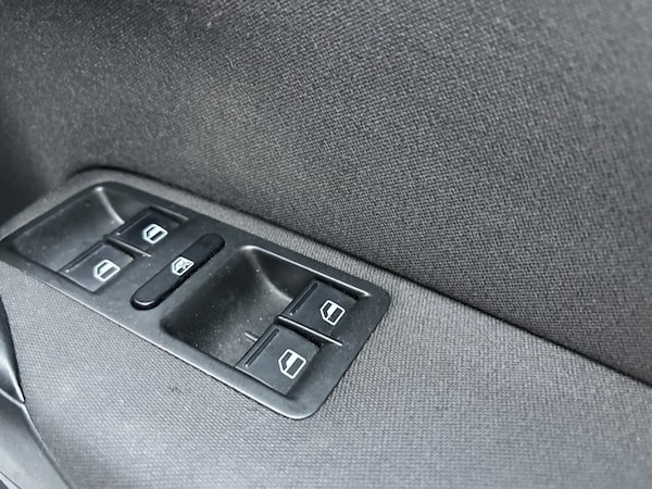 Used Volkswagen Polo 2010 for sale - 76231001: Photo 30