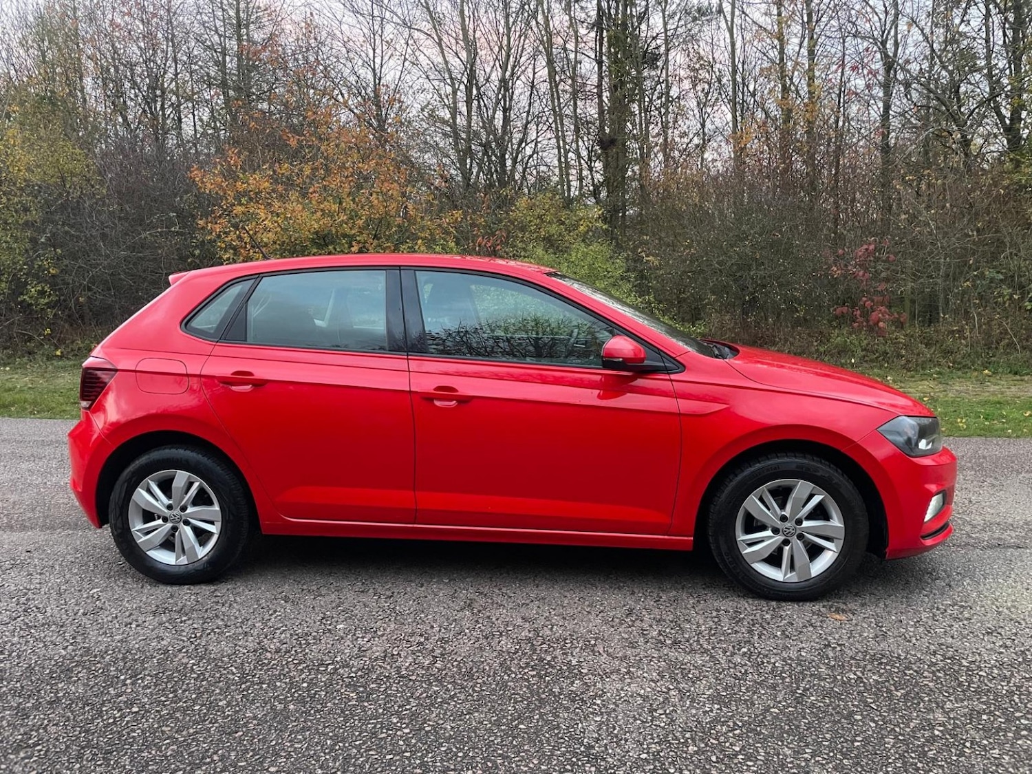Used Volkswagen Polo 2019 for sale - 76571159: Photo 6