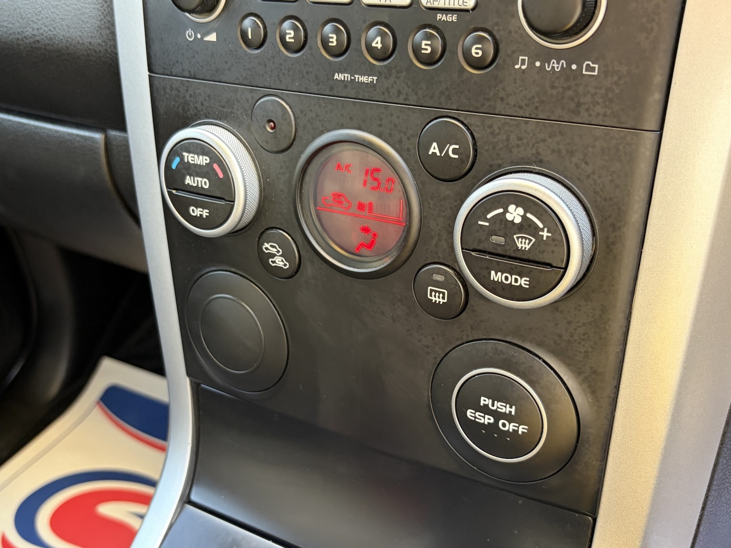 Used Suzuki Grand Vitara 2010 for sale - 77774719: Photo 38