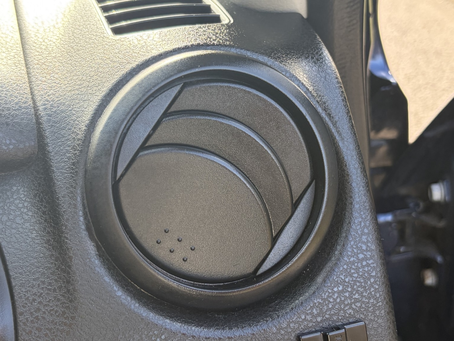 Used Suzuki Grand Vitara 2010 for sale - 77774719: Photo 45