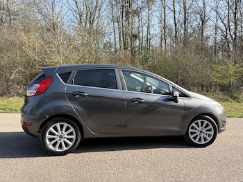 Used Ford Fiesta 2017 for sale - 77774699: Photo