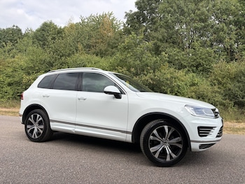 Used Volkswagen Touareg 2015 for sale - 79524714: Photo