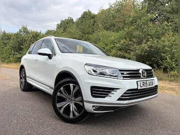 Used Volkswagen Touareg 2015 for sale - 79524714: Photo