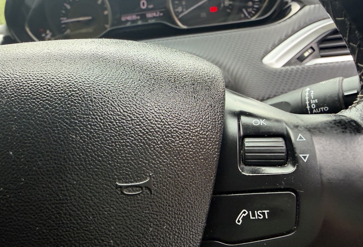 Used Peugeot 2008 2016 for sale - 78190640: Photo 38