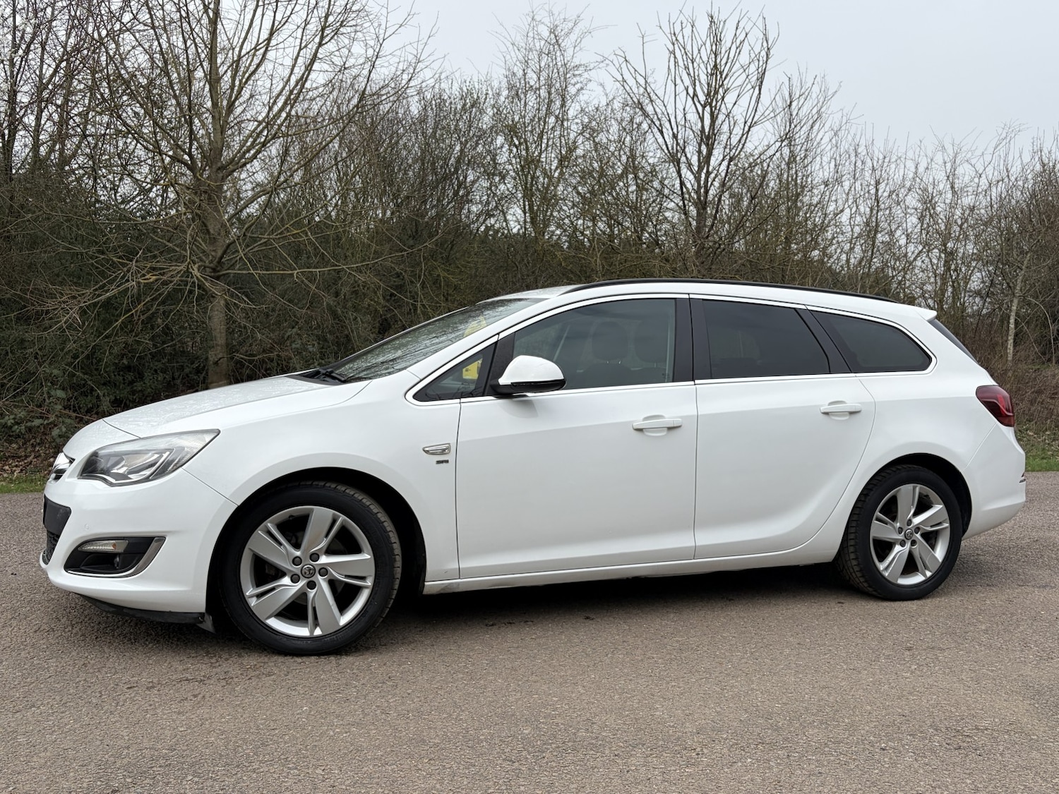Used Vauxhall Astra 2014 for sale - 77844934: Photo 7