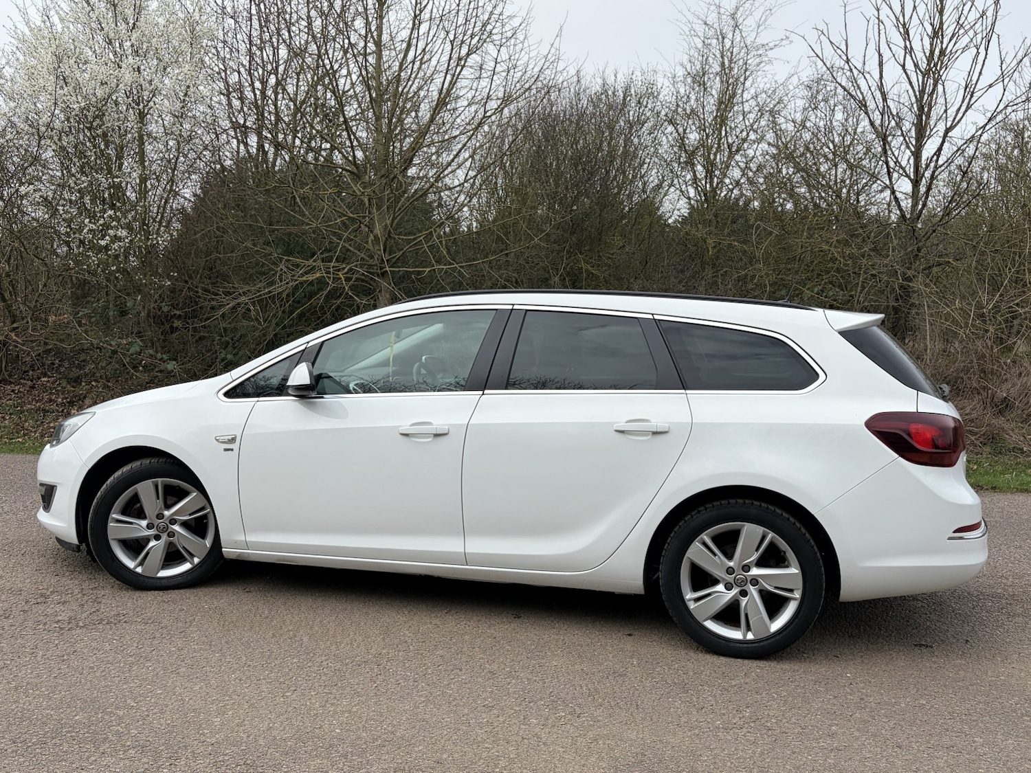 Used Vauxhall Astra 2014 for sale - 77844934: Photo 9