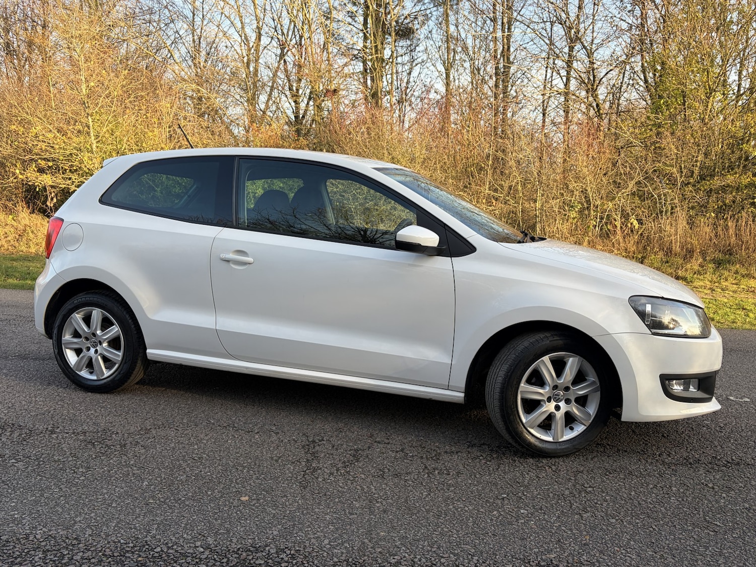 Used Volkswagen Polo 2014 for sale - 76718422: Photo 1