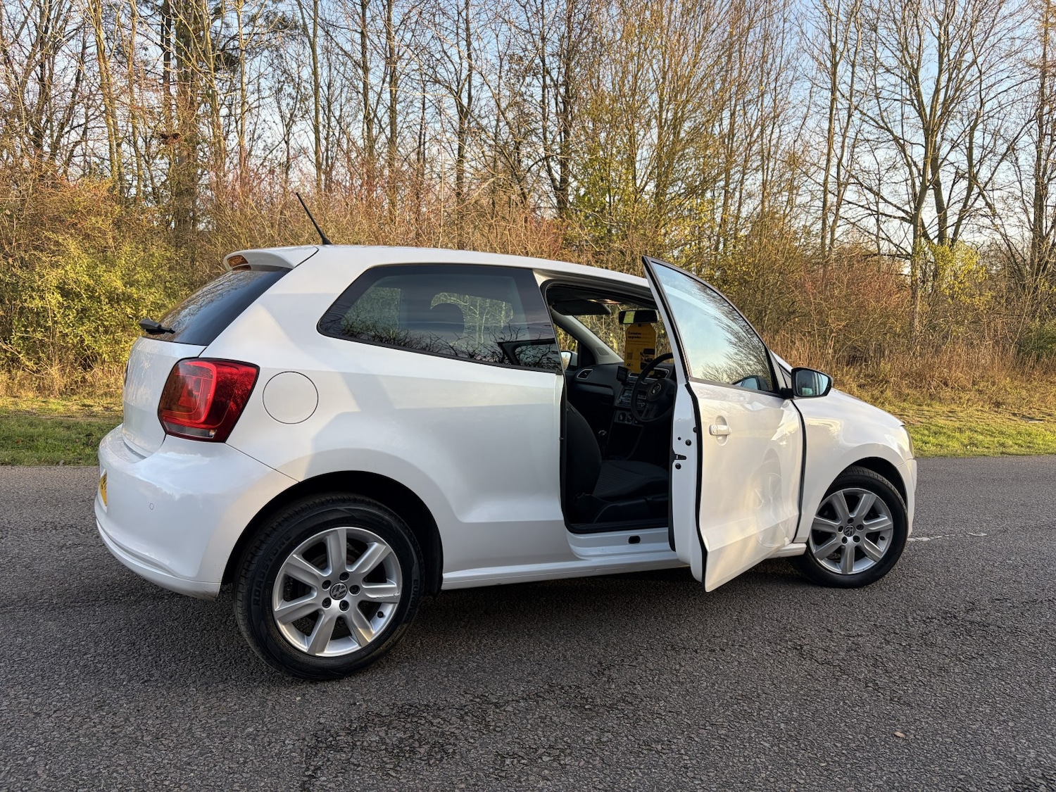 Used Volkswagen Polo 2014 for sale - 76718422: Photo 5