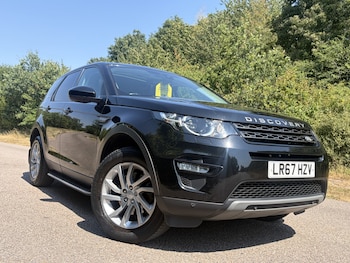 Used Land Rover Discovery Sport 2017 for sale - 79391762: Photo