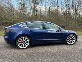 Used Tesla Model 3 2019 for sale - 77282680: Photo