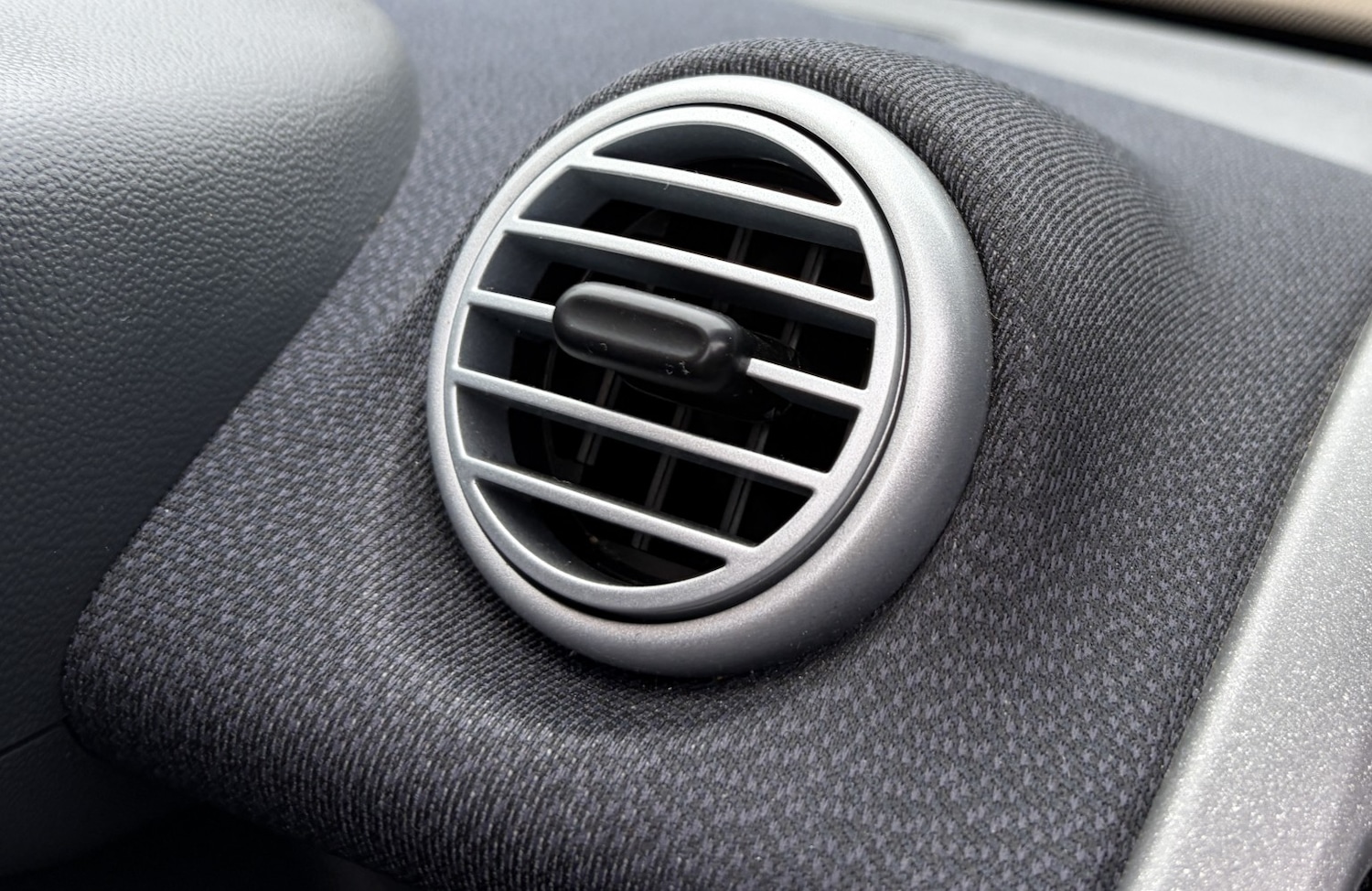 Used smart fortwo 2014 for sale - 77638636: Photo 33