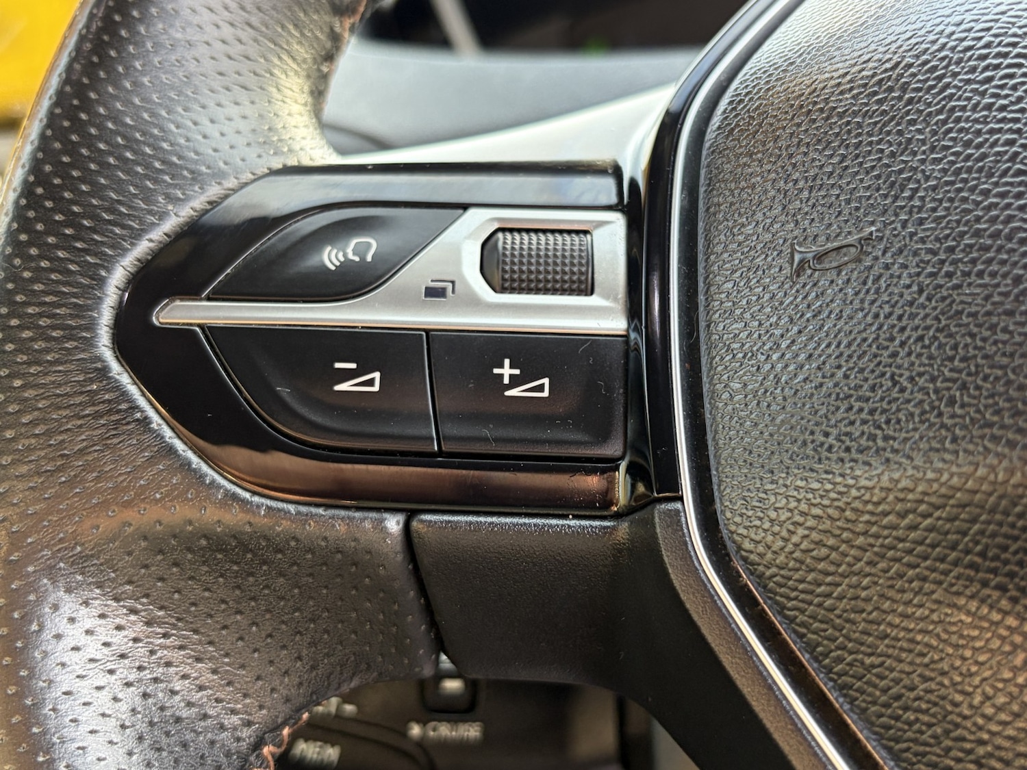 Used Peugeot 3008 2017 for sale - 77675667: Photo 47