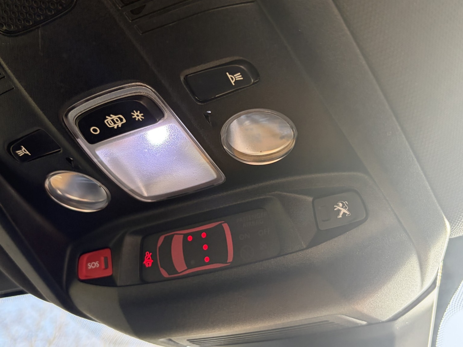 Used Peugeot 3008 2017 for sale - 77675667: Photo 51