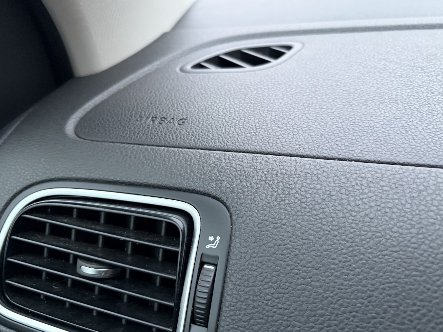 Used Volkswagen Polo 2014 for sale - 76769921: Photo 33