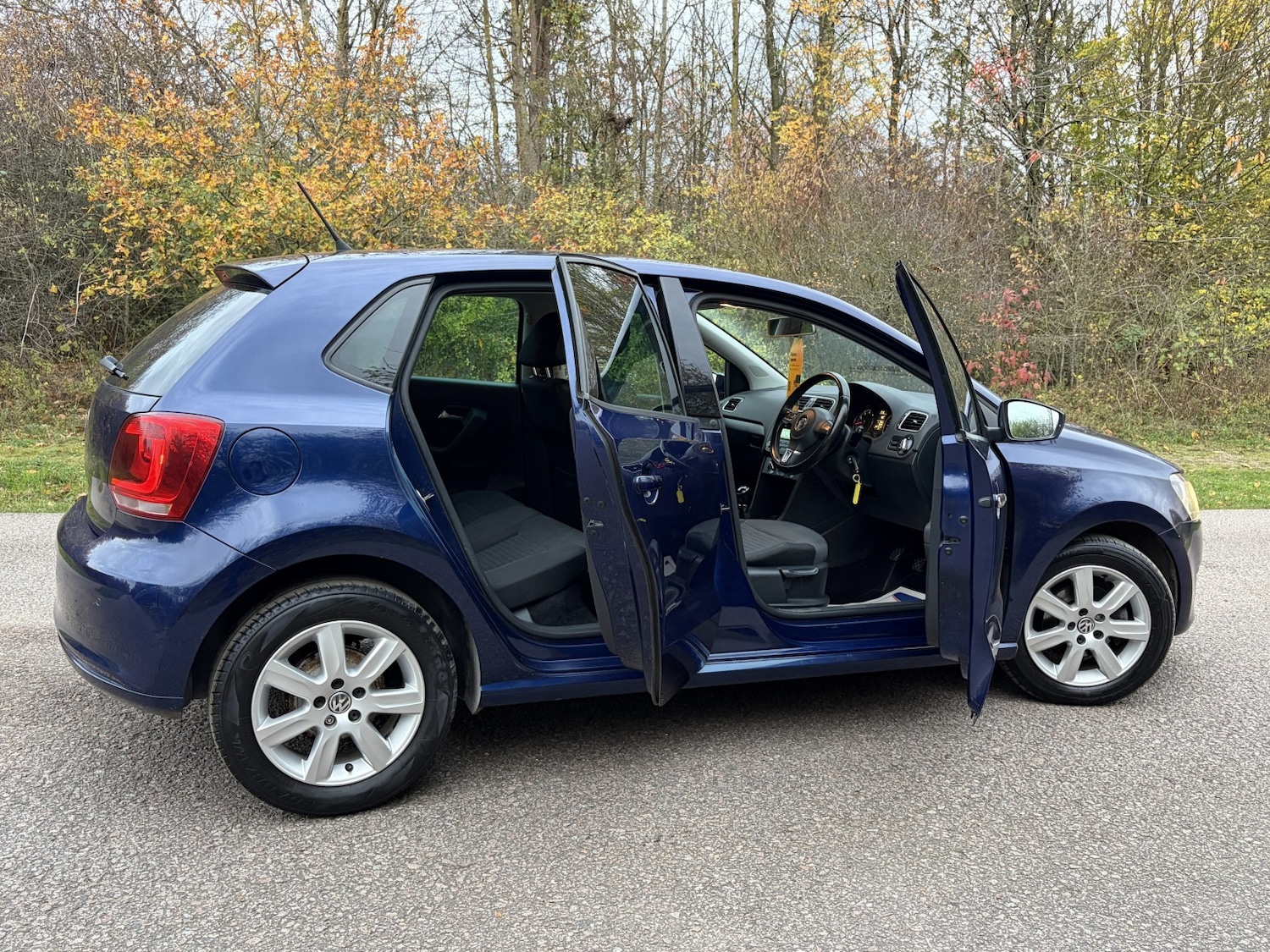 Used Volkswagen Polo 2014 for sale - 76769921: Photo 5