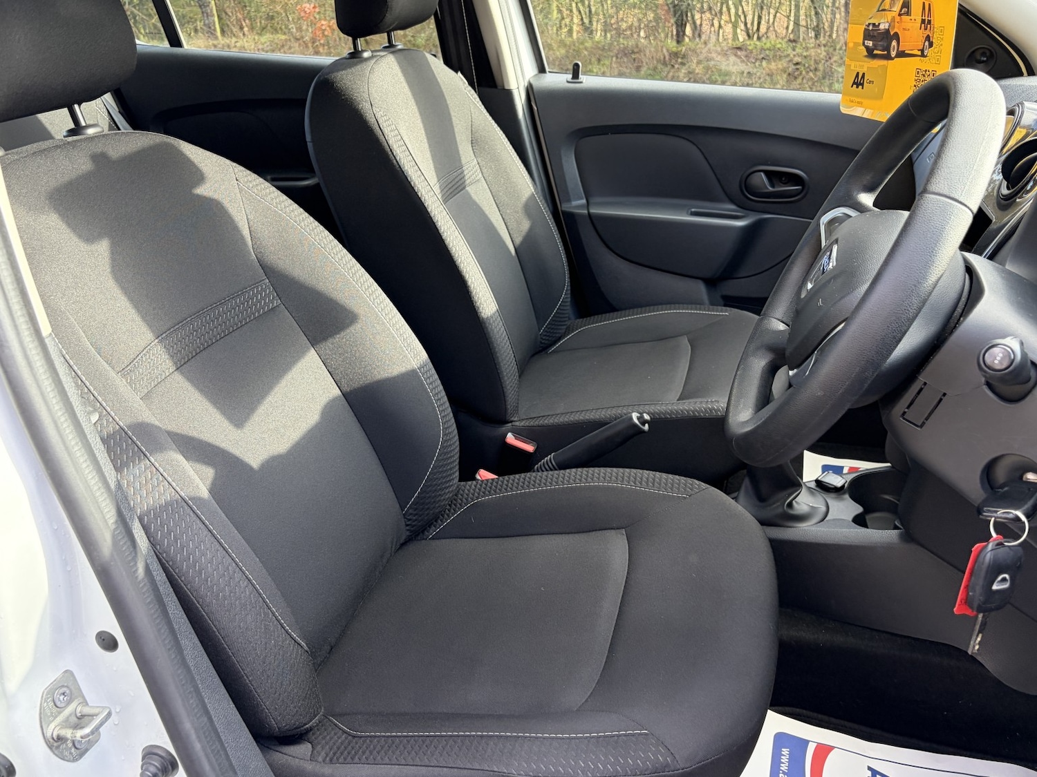 Used Dacia Sandero 2018 for sale - 77363610: Photo 30