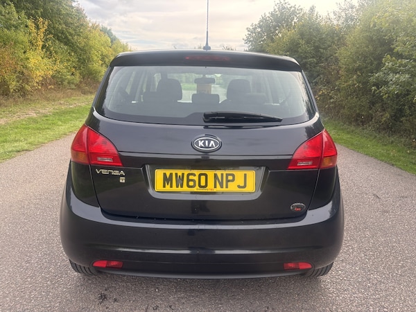 Used Kia Venga 2011 for sale - 76126383: Photo 10