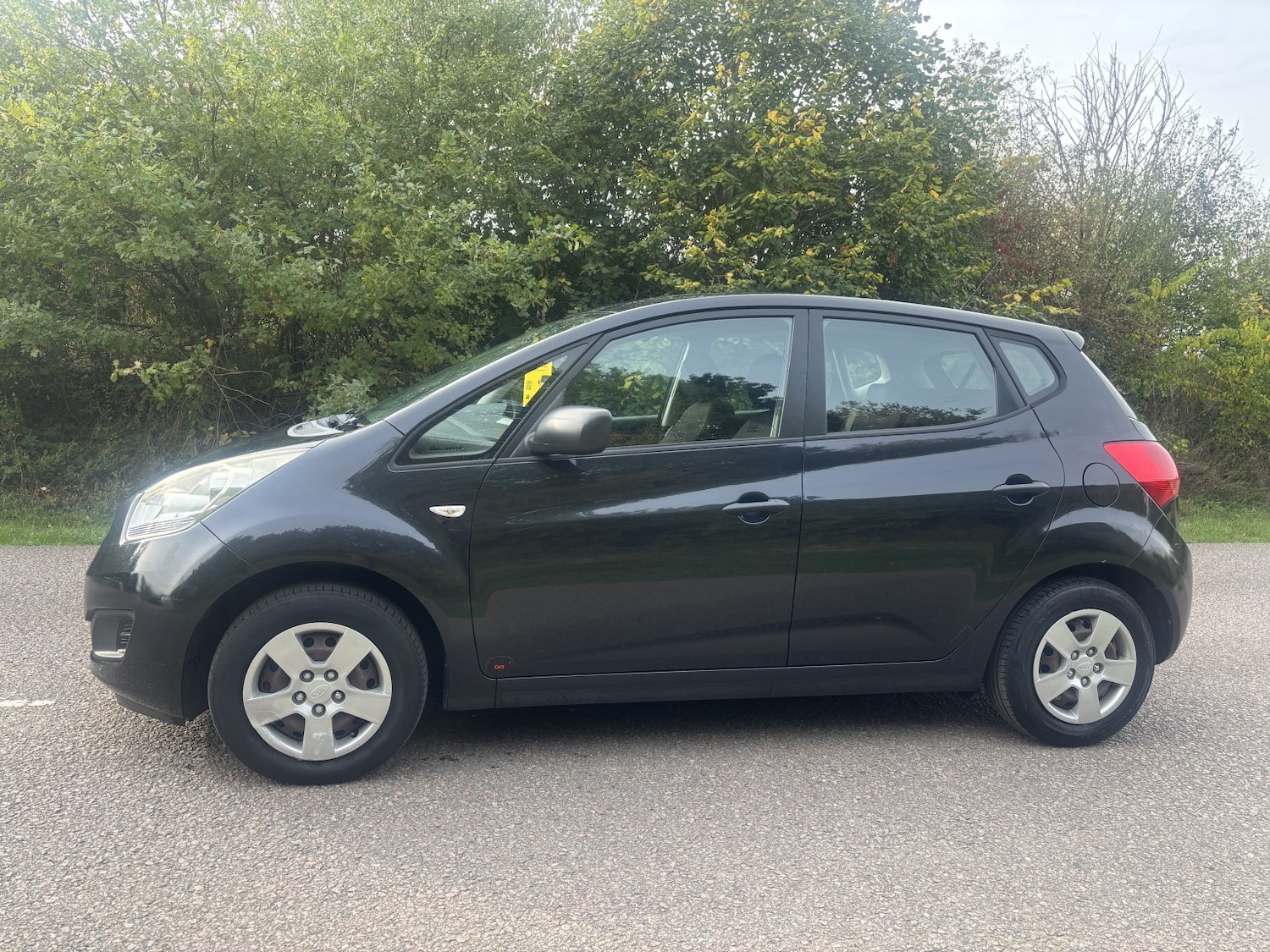 Used Kia Venga 2011 for sale - 76126383: Photo 12