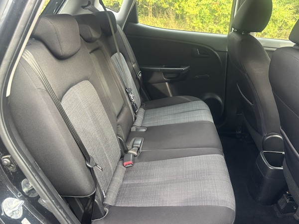 Used Kia Venga 2011 for sale - 76126383: Photo 26