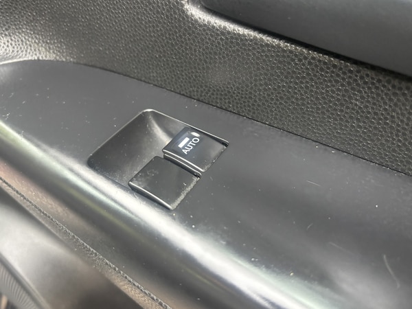 Used Kia Venga 2011 for sale - 76126383: Photo 29