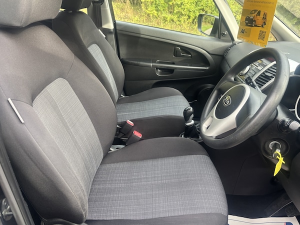 Used Kia Venga 2011 for sale - 76126383: Photo 31