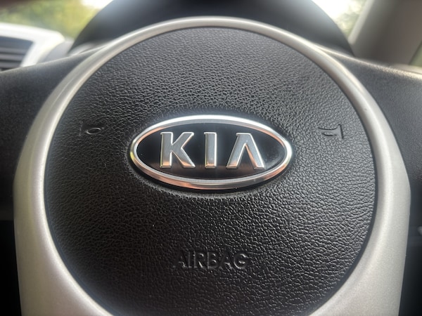 Used Kia Venga 2011 for sale - 76126383: Photo 36