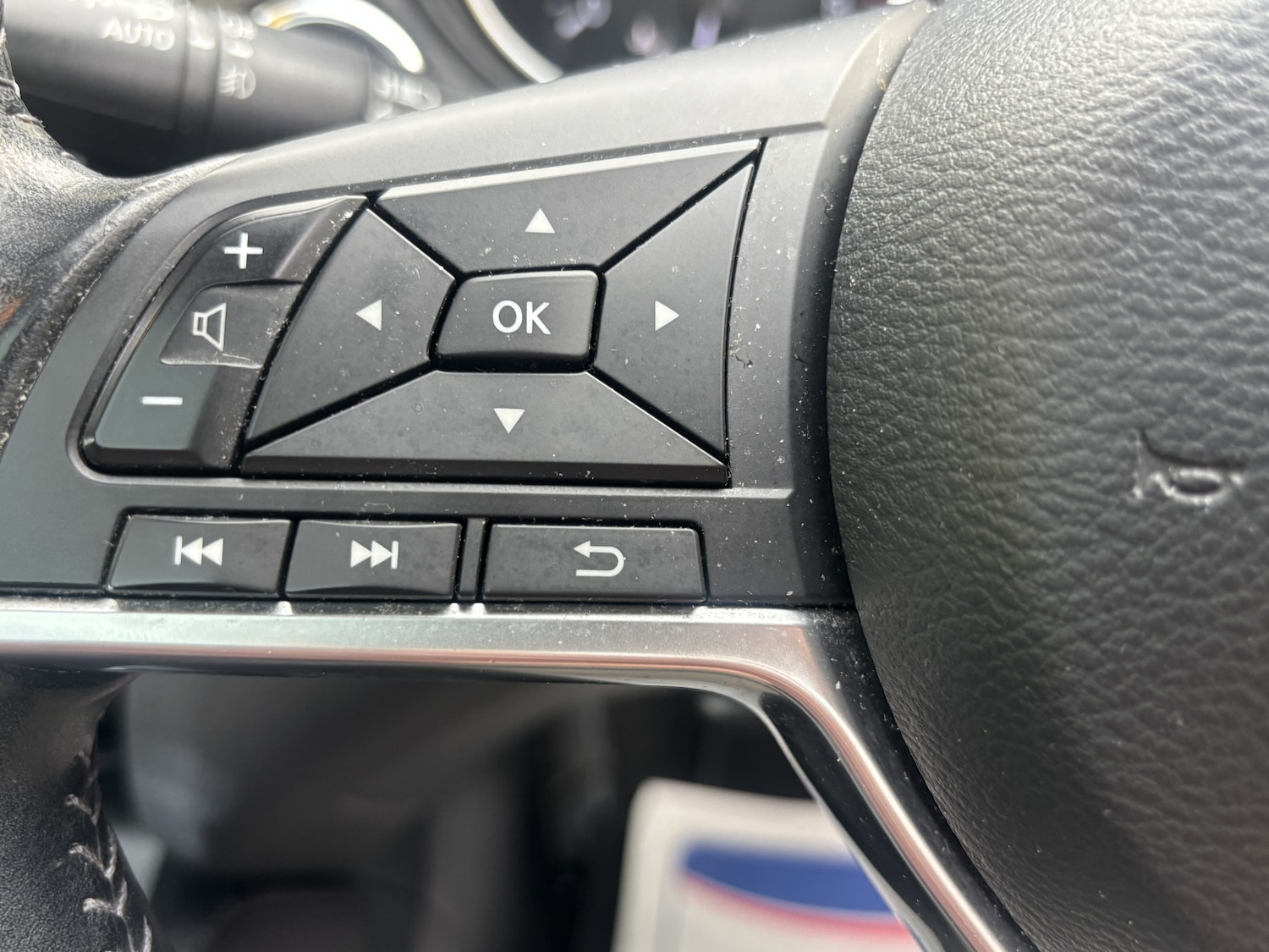 Used Nissan Qashqai 2017 for sale - 76114016: Photo 40