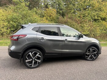 Used Nissan Qashqai 2017 for sale - 76114016: Photo