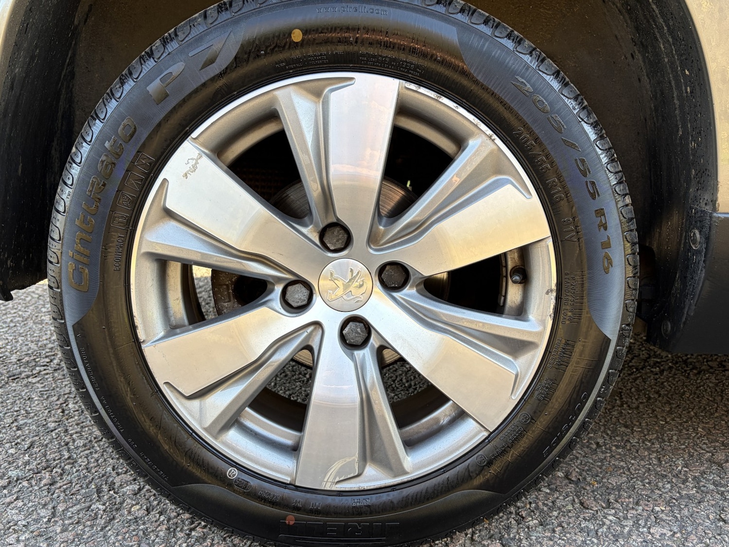 Used Peugeot 2008 2015 for sale - 76718425: Photo 25