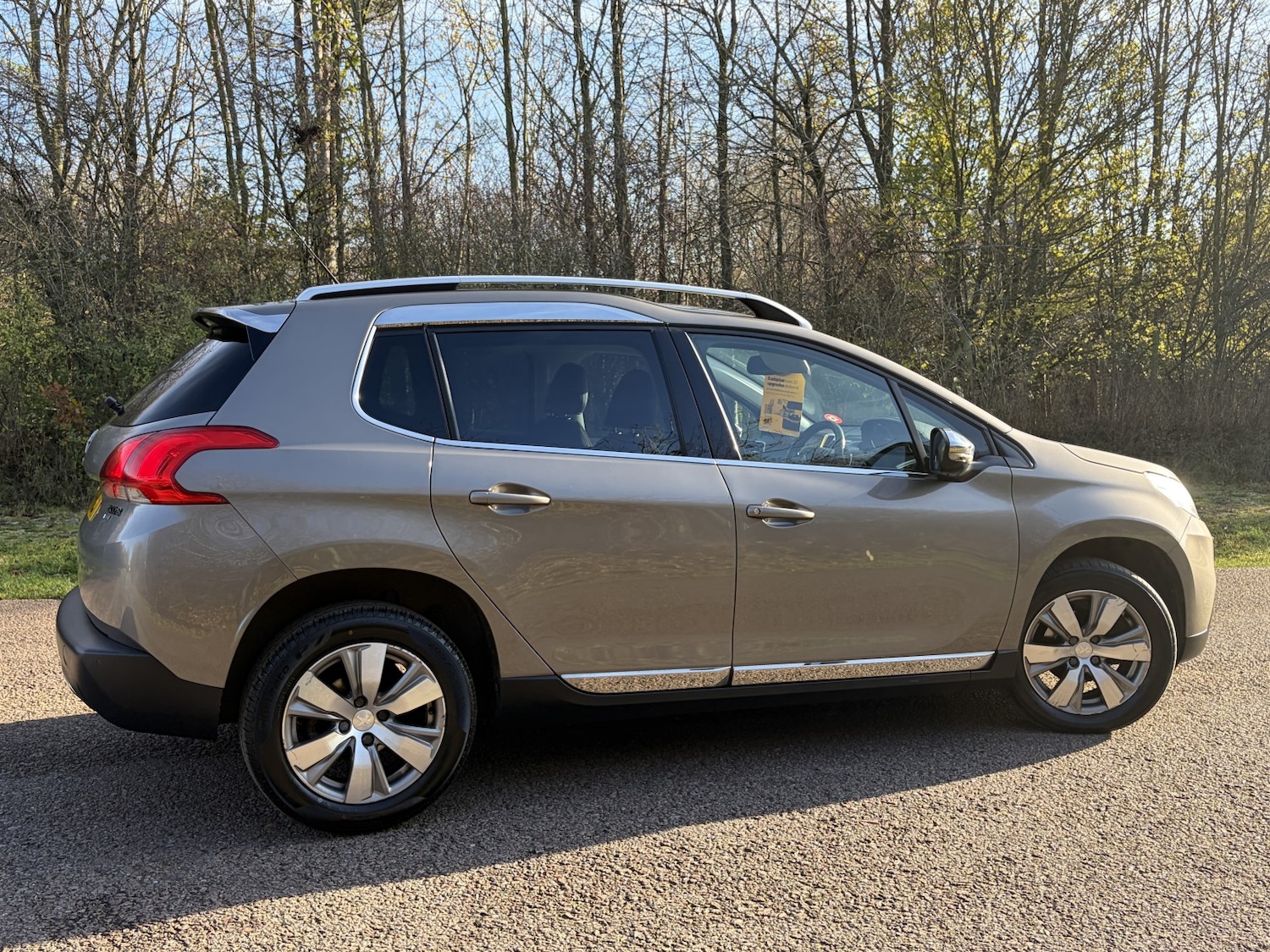 Used Peugeot 2008 2015 for sale - 76718425: Photo 4