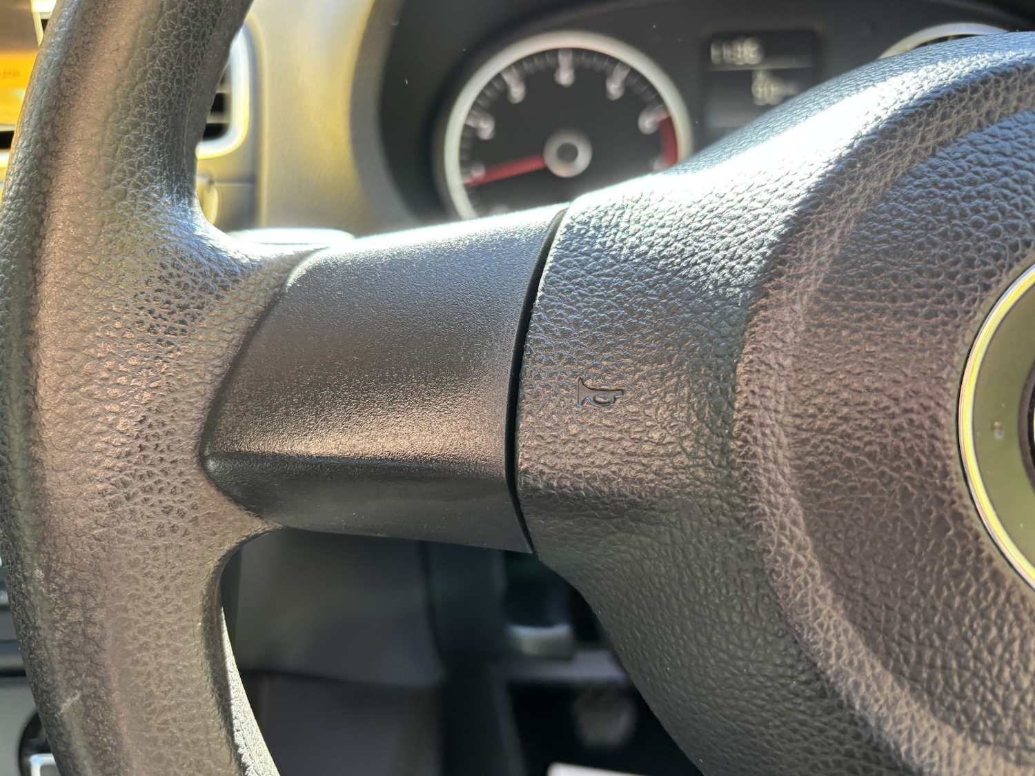 Used Volkswagen Polo 2012 for sale - 76192641: Photo 33