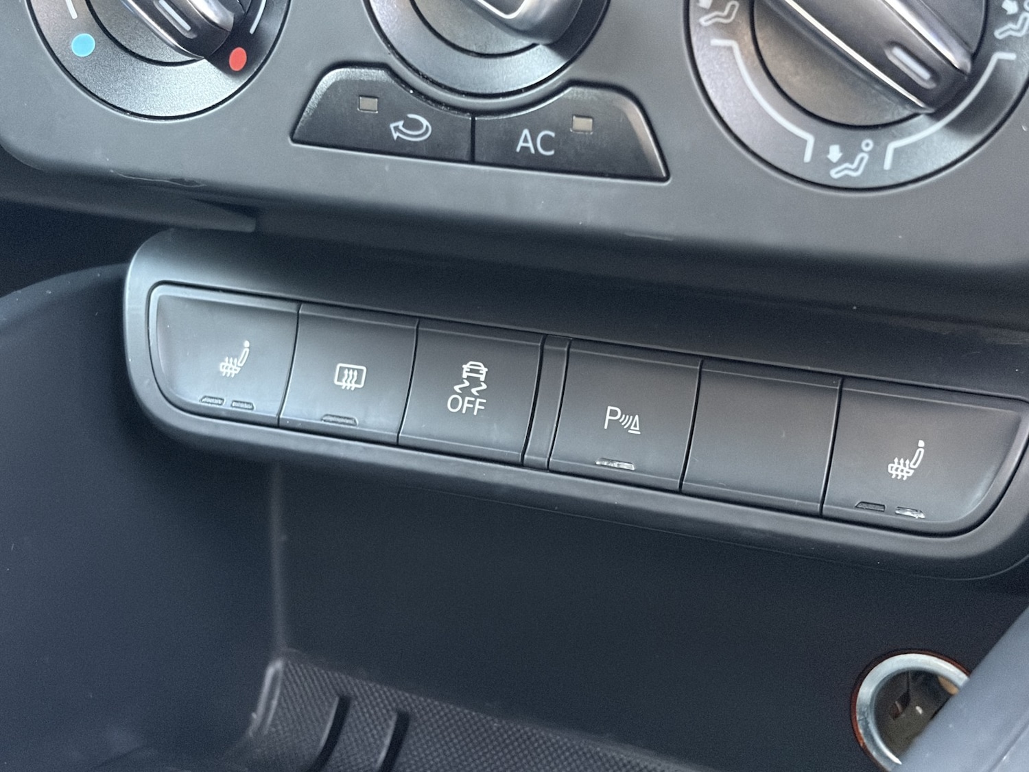 Used Audi A1 2012 for sale - 77363637: Photo 44