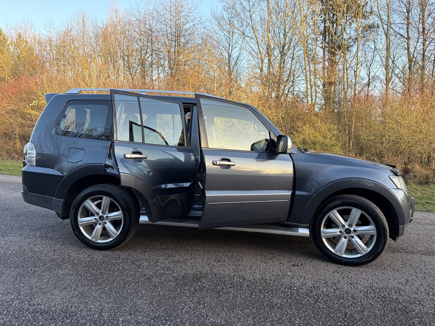 Used Mitsubishi Shogun 2008 for sale - 77023141: Photo 5