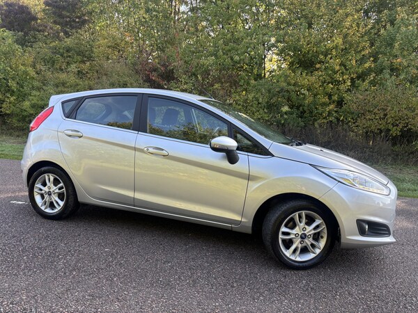 Used Ford Fiesta 2016 for sale - 76126357: Photo 1