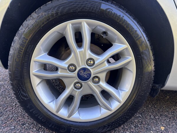 Used Ford Fiesta 2016 for sale - 76126357: Photo 25
