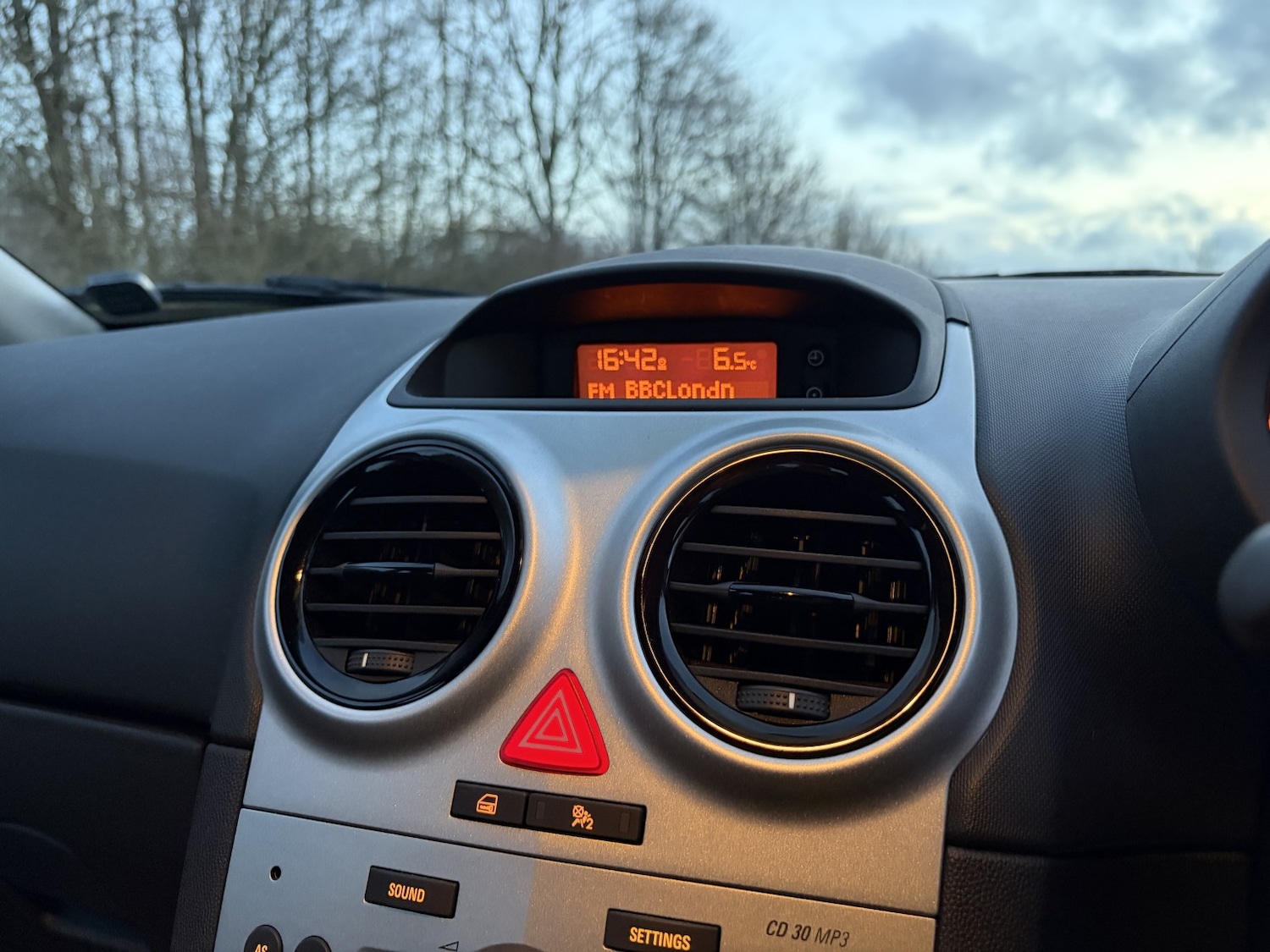 Used Vauxhall Corsa 2014 for sale - 77282747: Photo 35