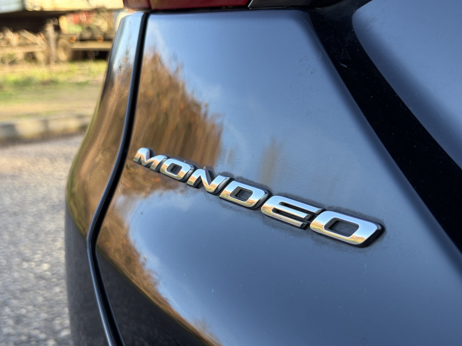 Used Ford Mondeo 2015 for sale - 76918417: Photo 24